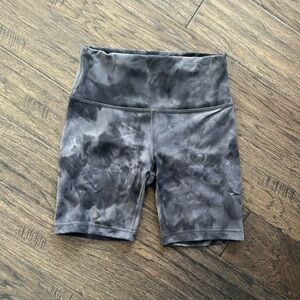 Lululemon Athletica Gray High-Waisted Bike Shorts